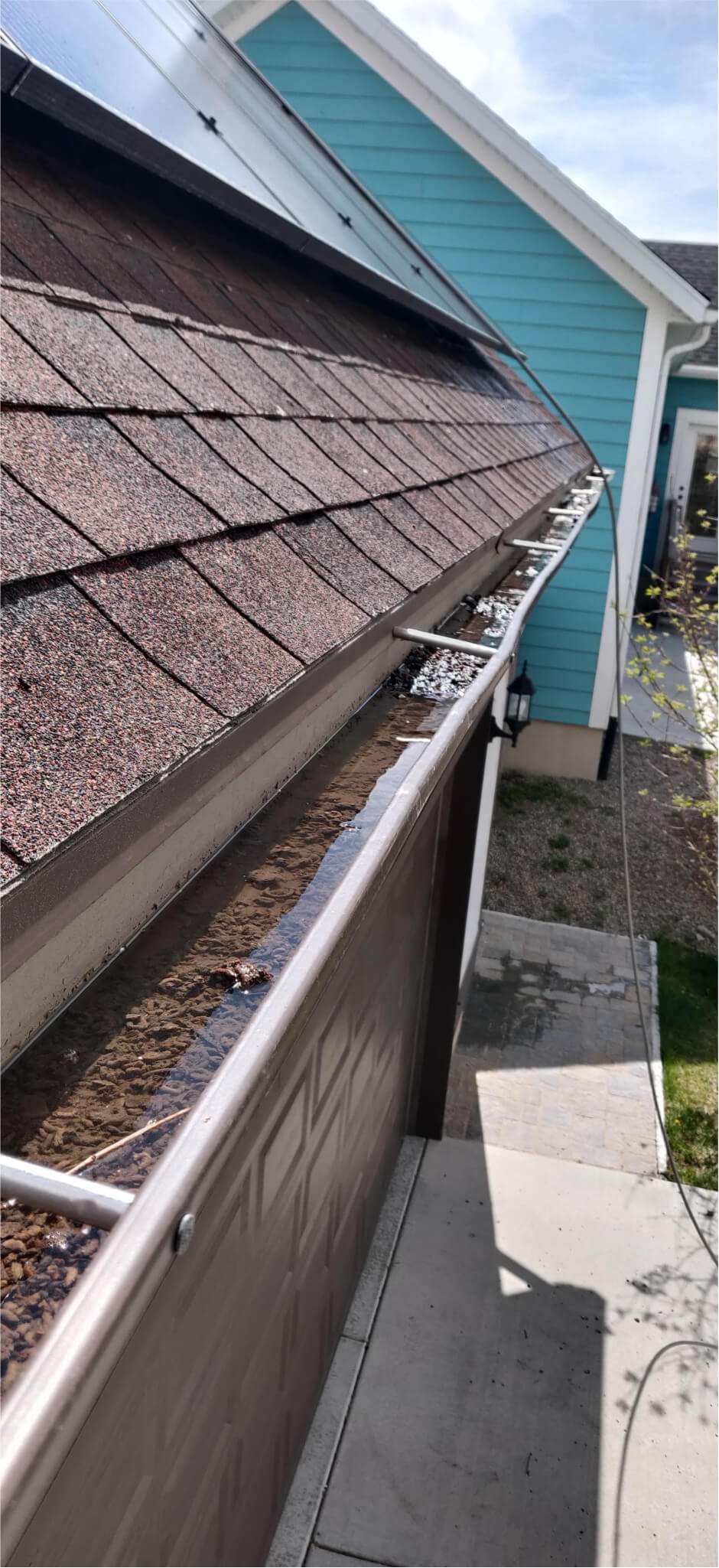 Pigeon Barriers for solar panels, Pigeon Exclusions for solar panels, Squirrel barriers for solar panels, pest exclusion for solar panels